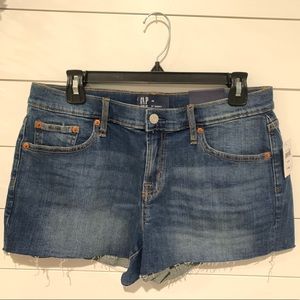 GAP jean short, NWT